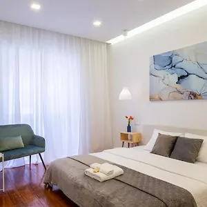 lisbon-colors-apartment.hotels-lisbon-portugal.com/